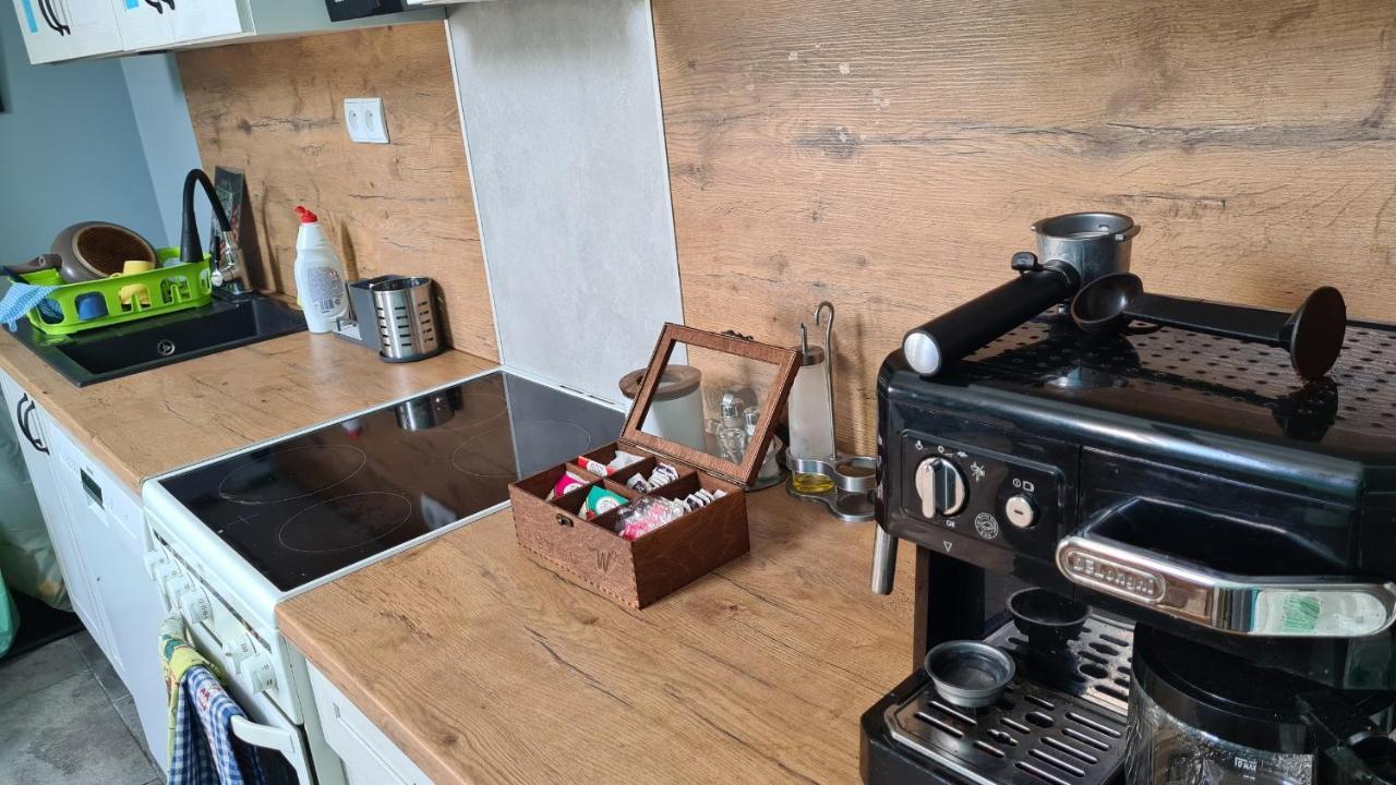 W20 Hostel Goledzinow エクステリア 写真